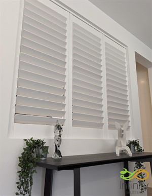 Infinity Shutters Hinged Room Divider